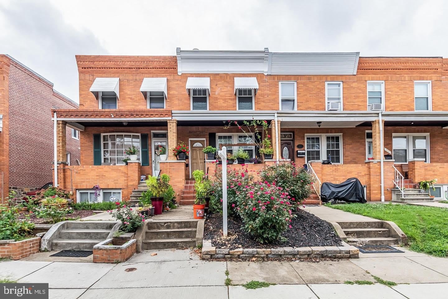 335 DREW Street – photo 2