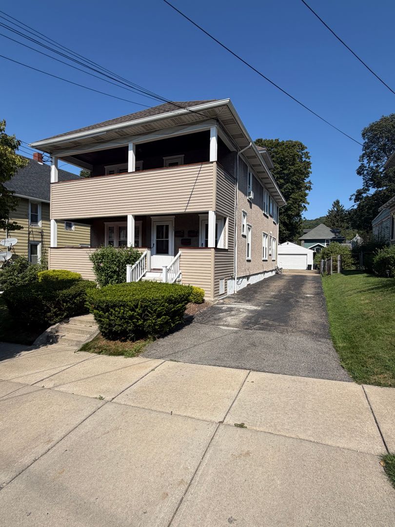 35 Vine Street – photo 1
