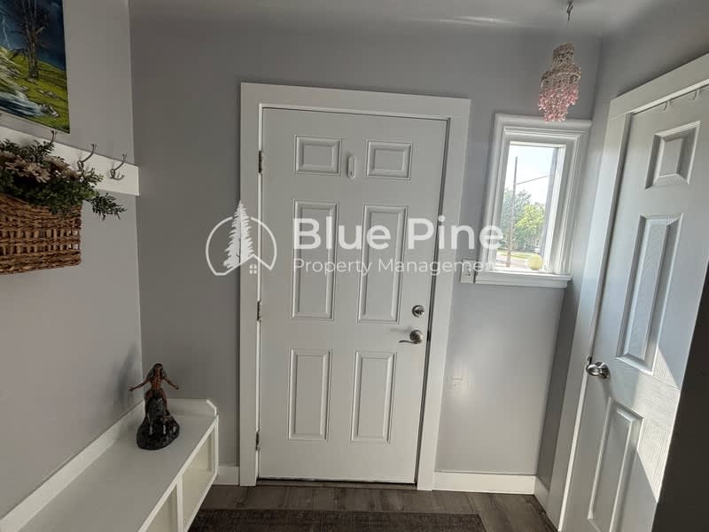306 Lawton Street – photo 2