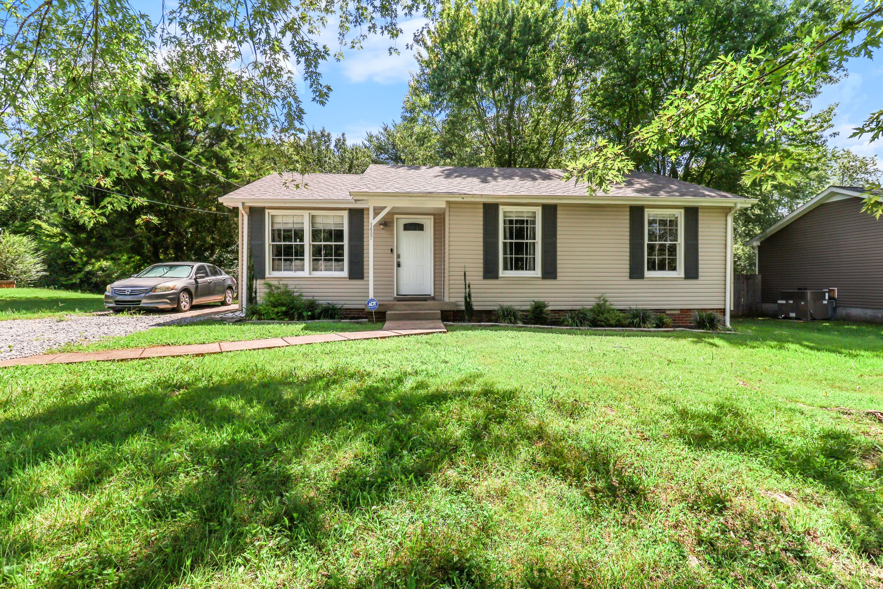 1497 Craig Drive – photo 2