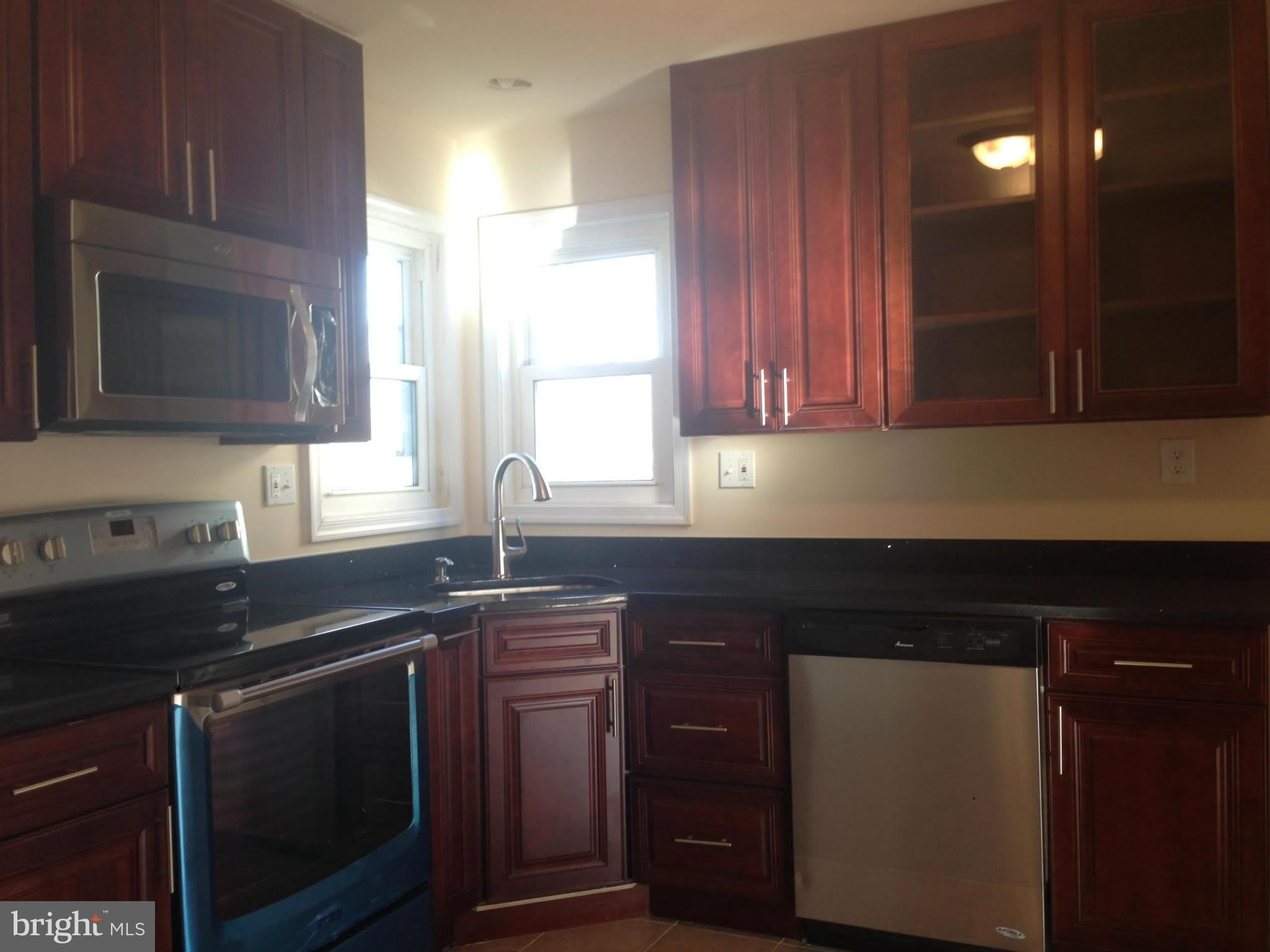 7208 POWHATAN Street – photo 2