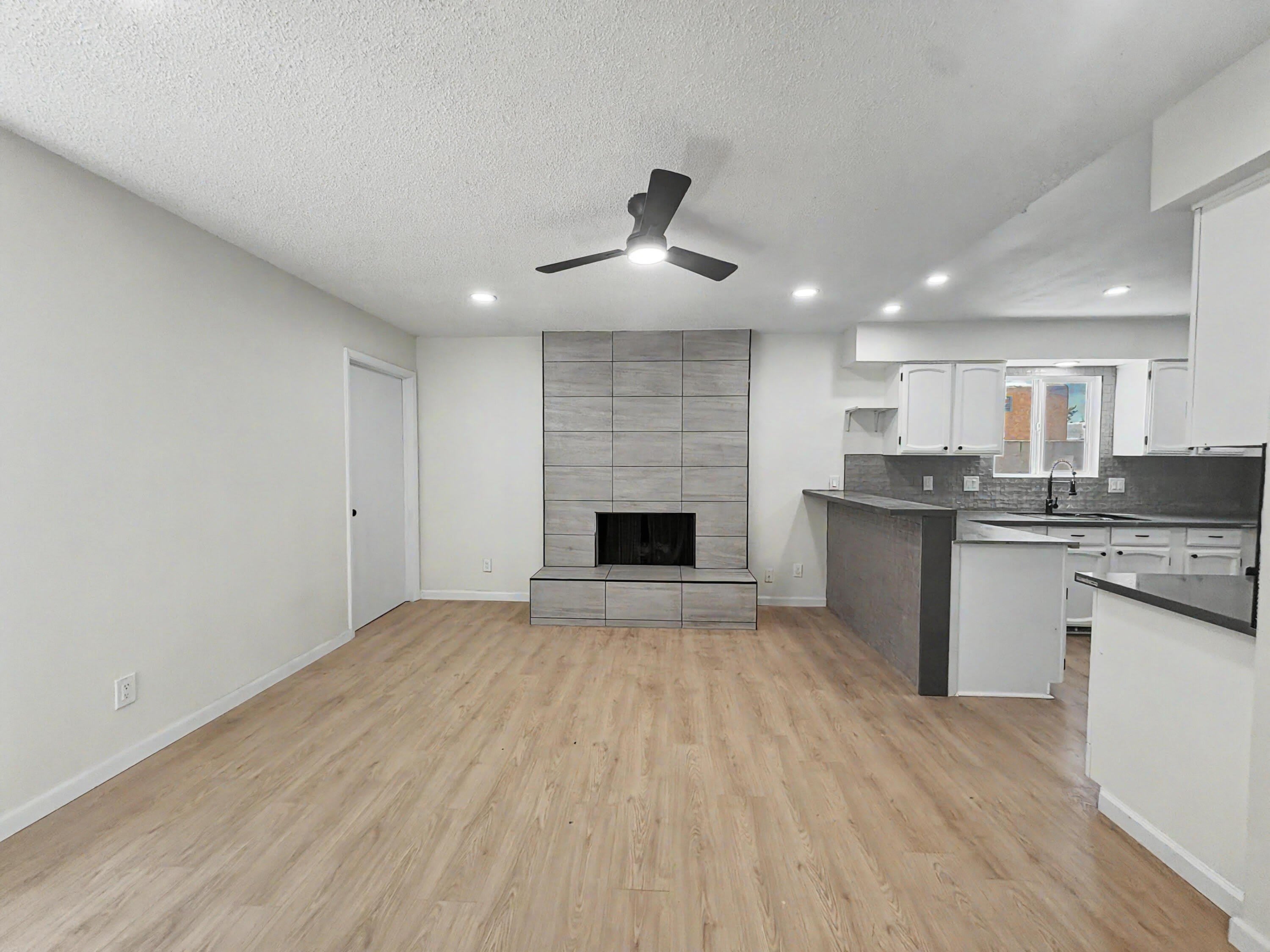 6325 Christy Avenue NE – photo 4