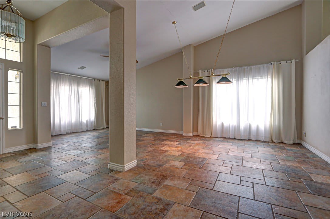 2108 Crestpoint Way – photo 5