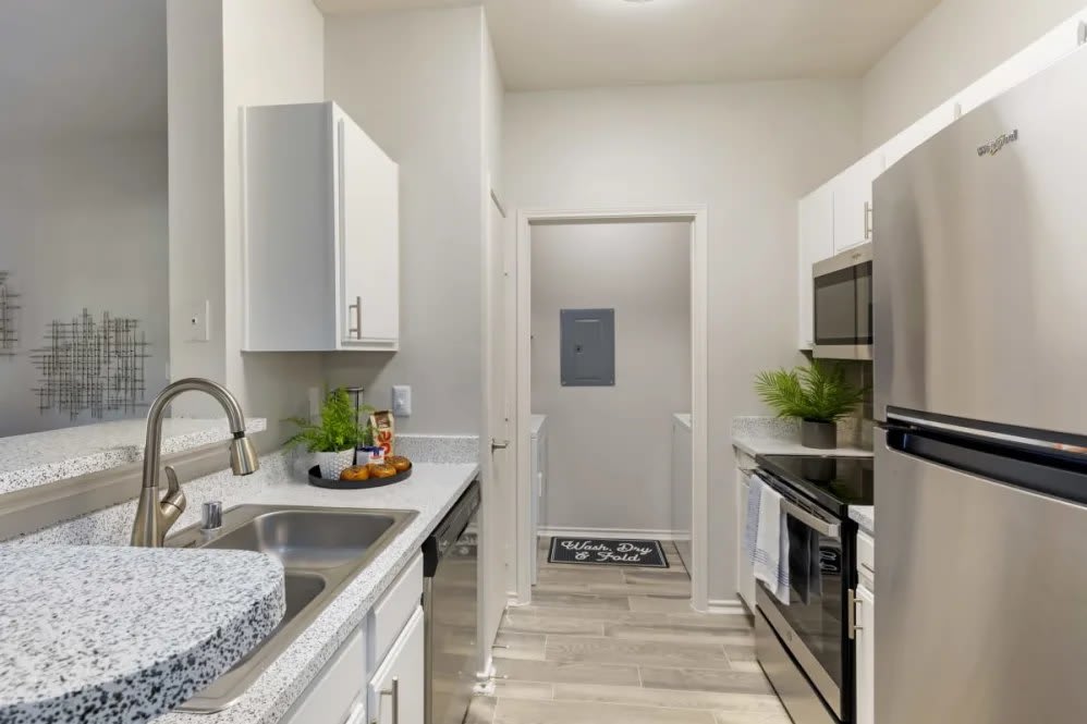 Keystone Falls Apartment Homes – photo 2