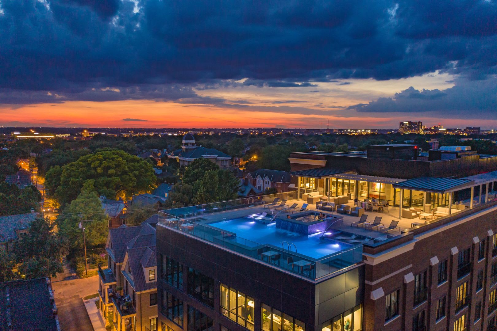 Hubbard Park Place – photo 1