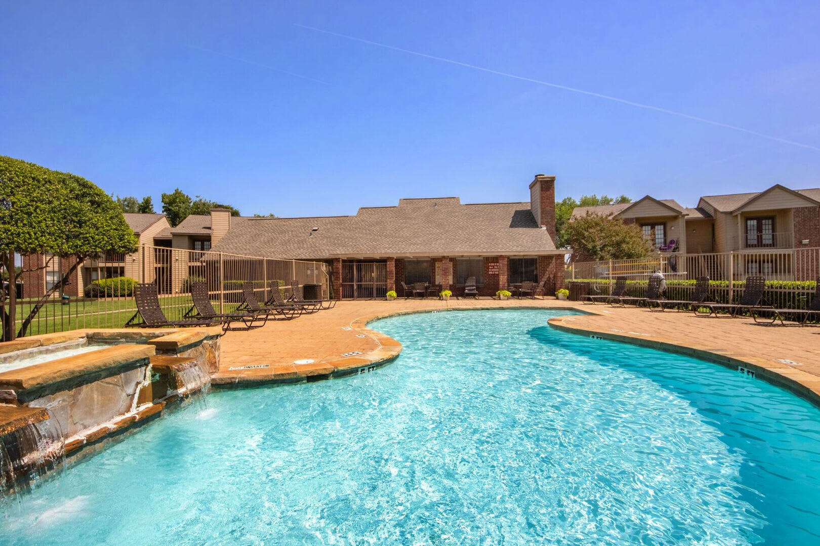 Windchase Apartments – photo 1