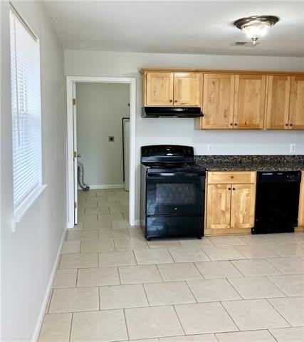 525 PIERRE Street – photo 2