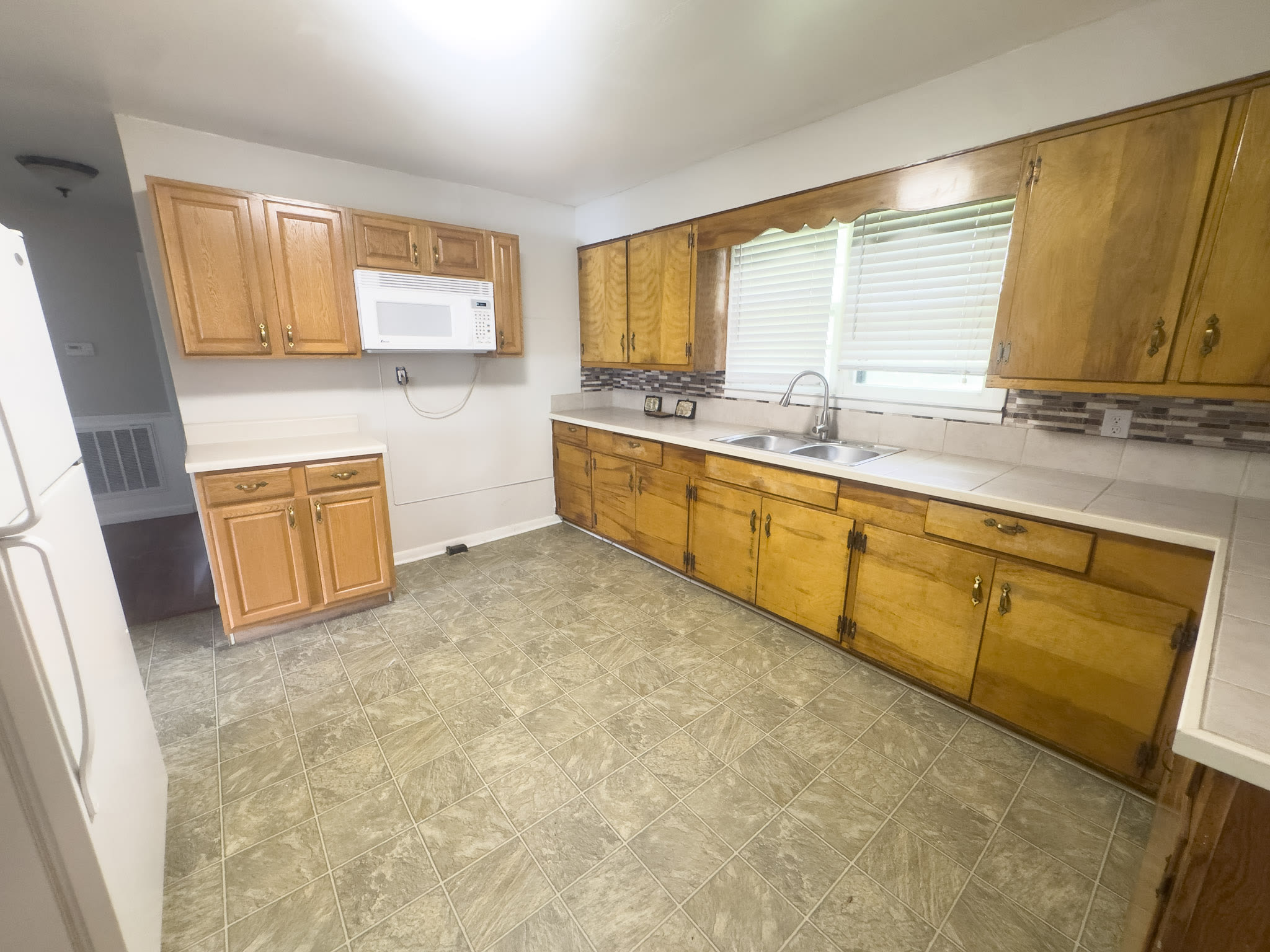 111 Florence Street – photo 4