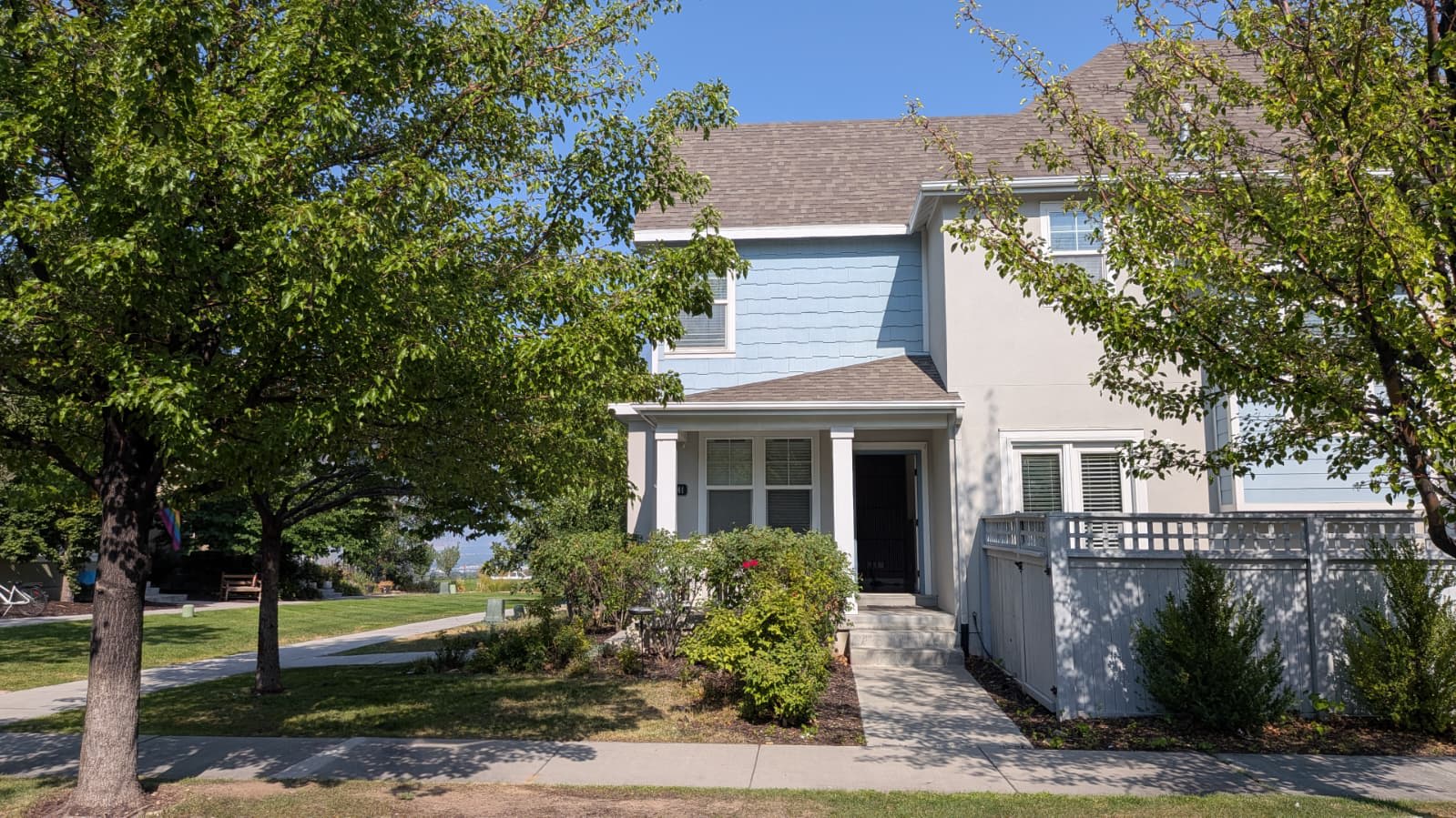 10241 South Clarks Hill Drive – photo 1