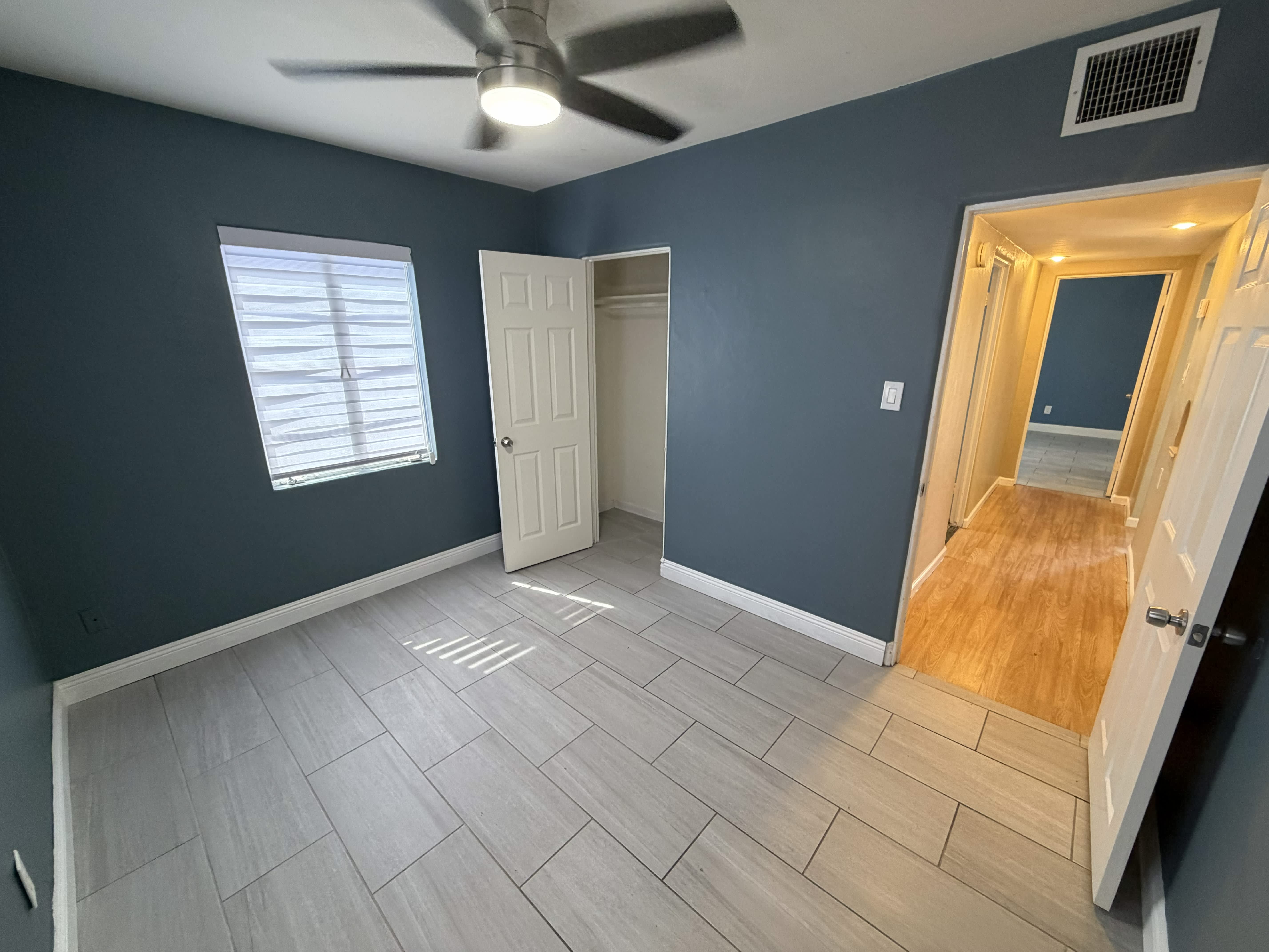 537 West Mariposa Street – photo 1
