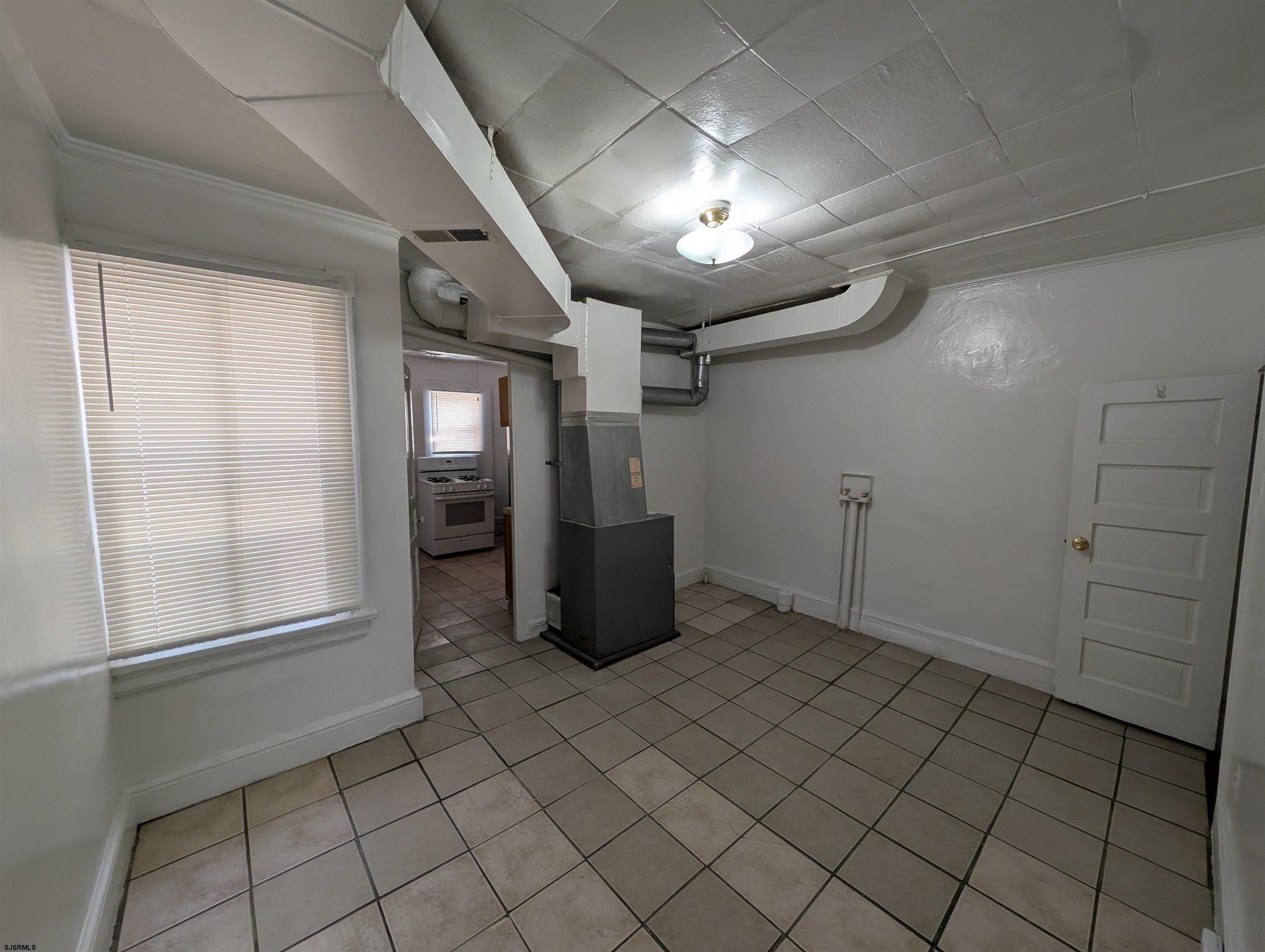 349 N Ocean Ave – photo 5