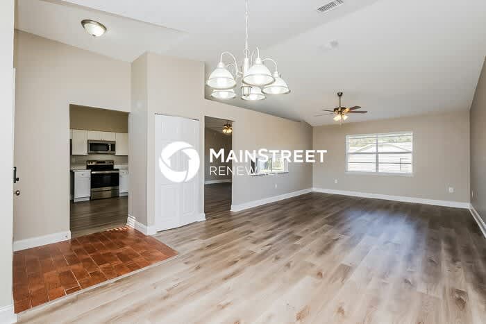4233 Payton Street – photo 3