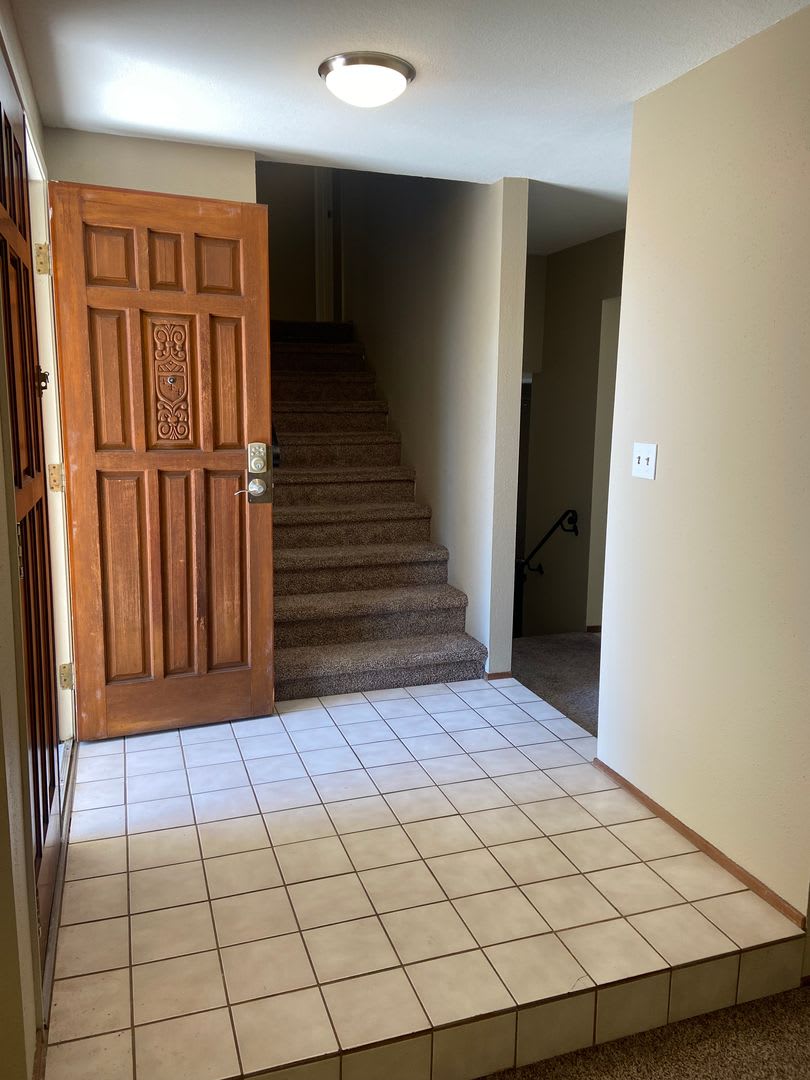 A Rosemont 4 Bdrm, 3 Bath – photo 2