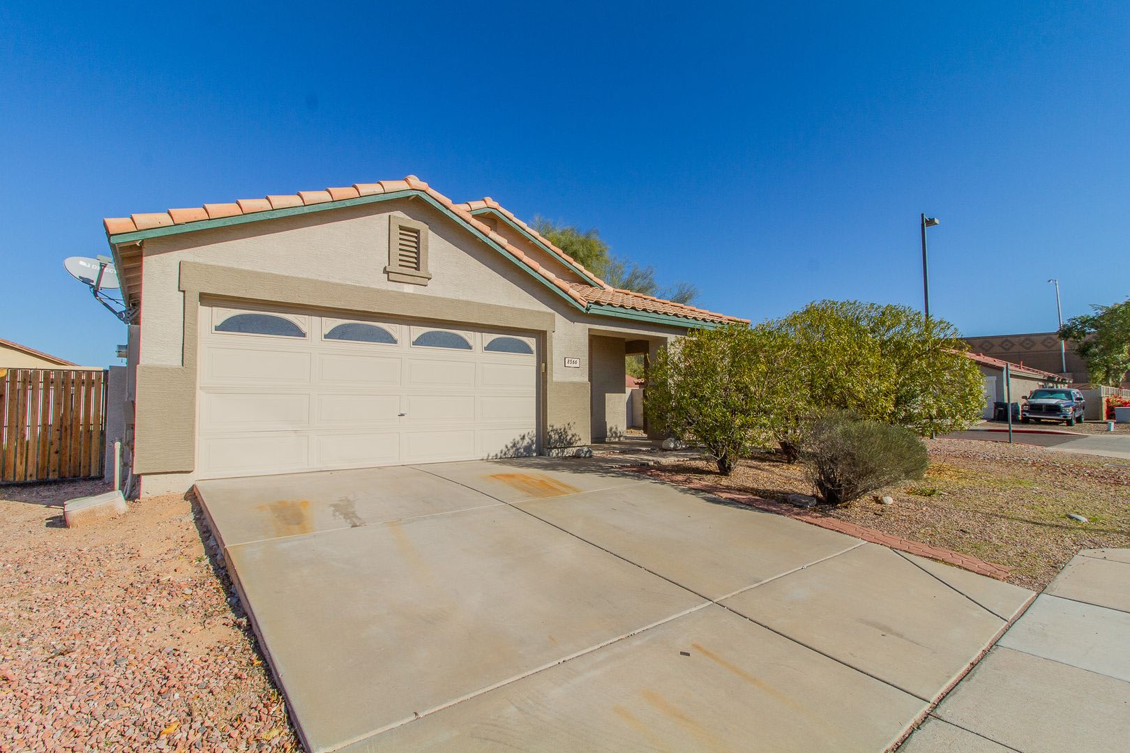 Wonderful Property On Corner Lot – photo 2
