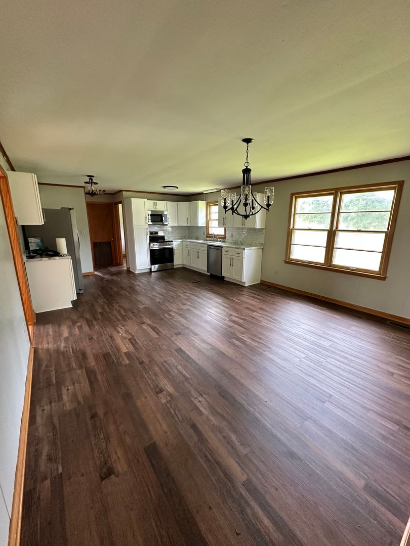 Modern Updates Meet Classic Comfort At 523 Olney – photo 5