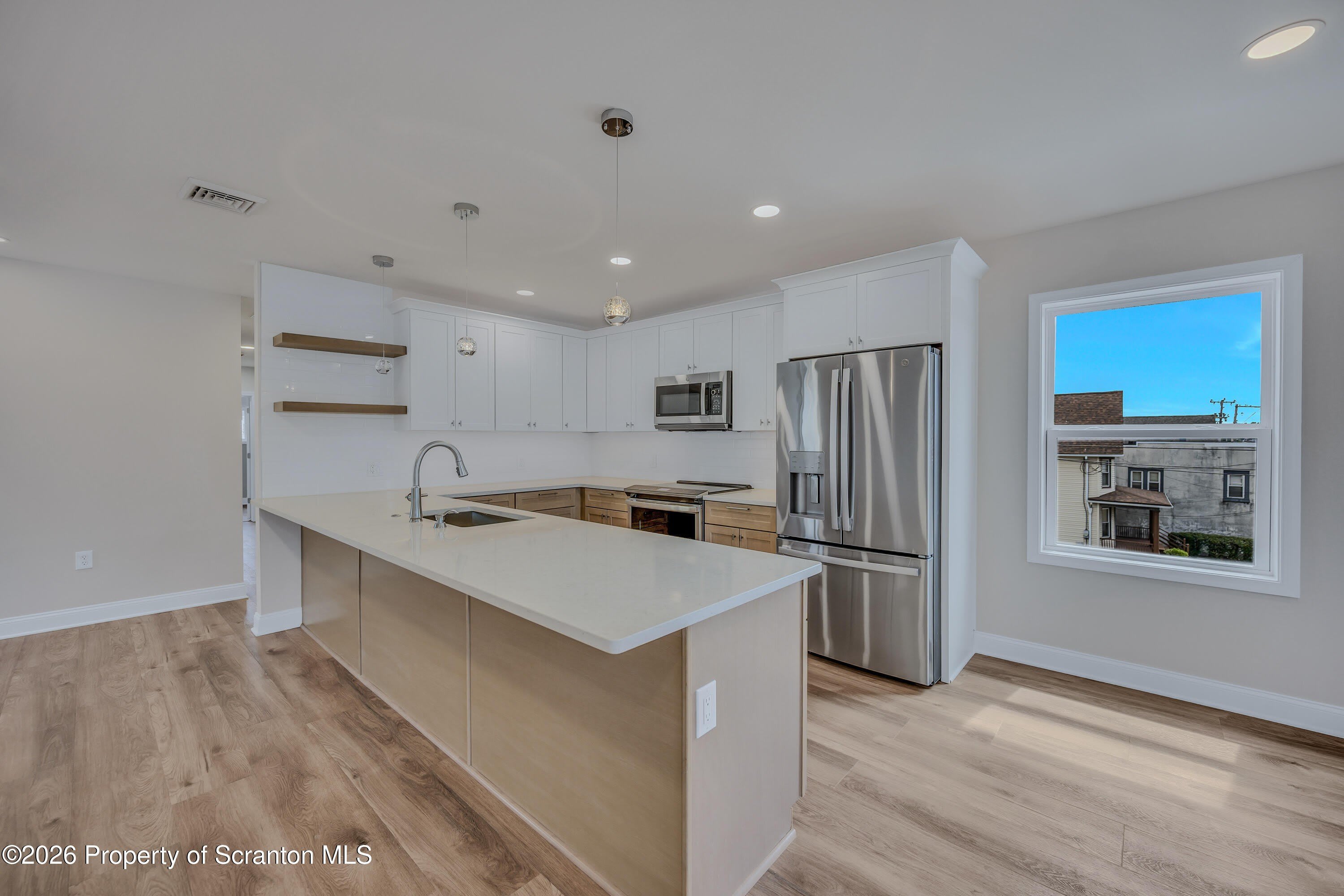 111 S Blakely Street – photo 4