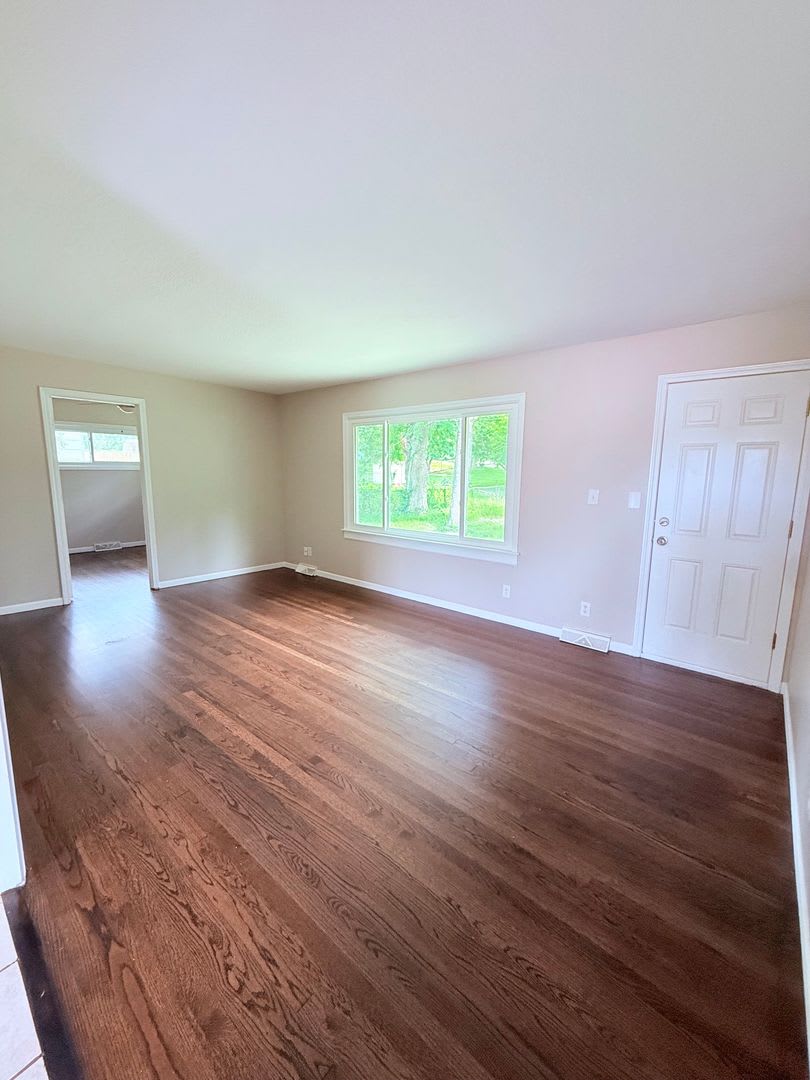 Newly Remodeled 4 Bedroom Home In Lee S Summit – photo 3