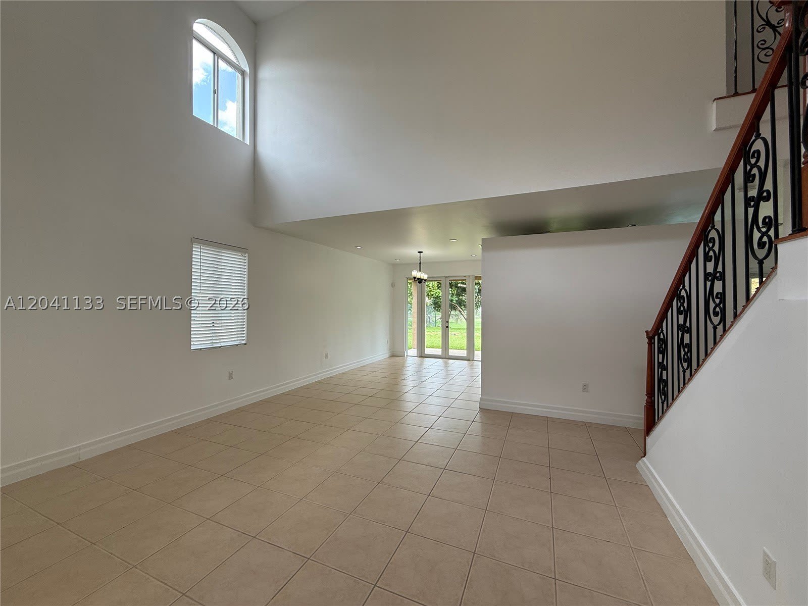 1926 SE 23rd Ct – photo 2