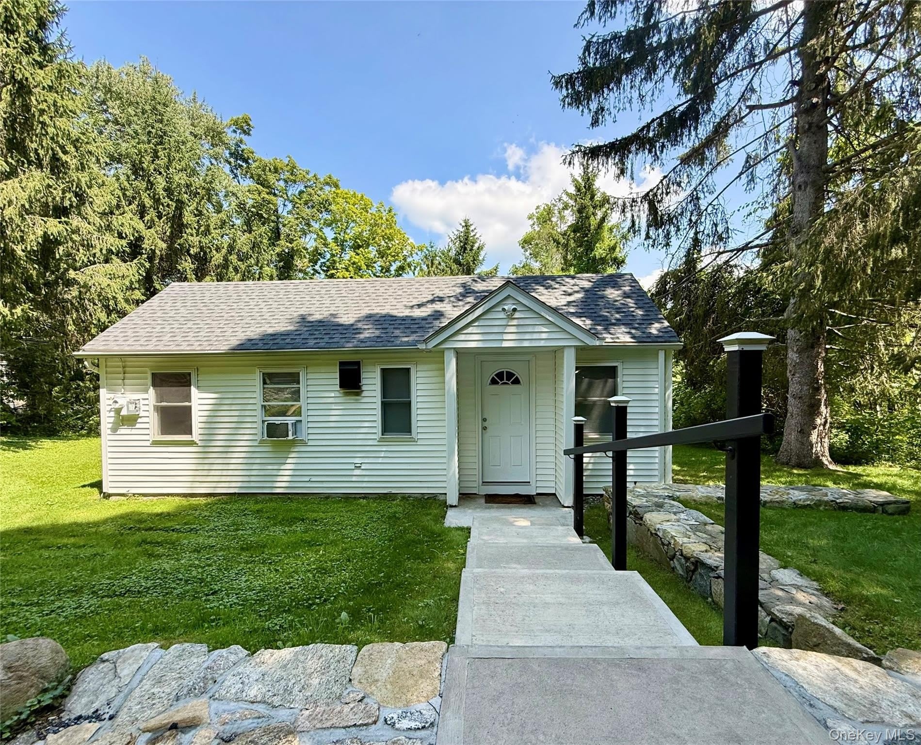 12 Red Brook Road – photo 1