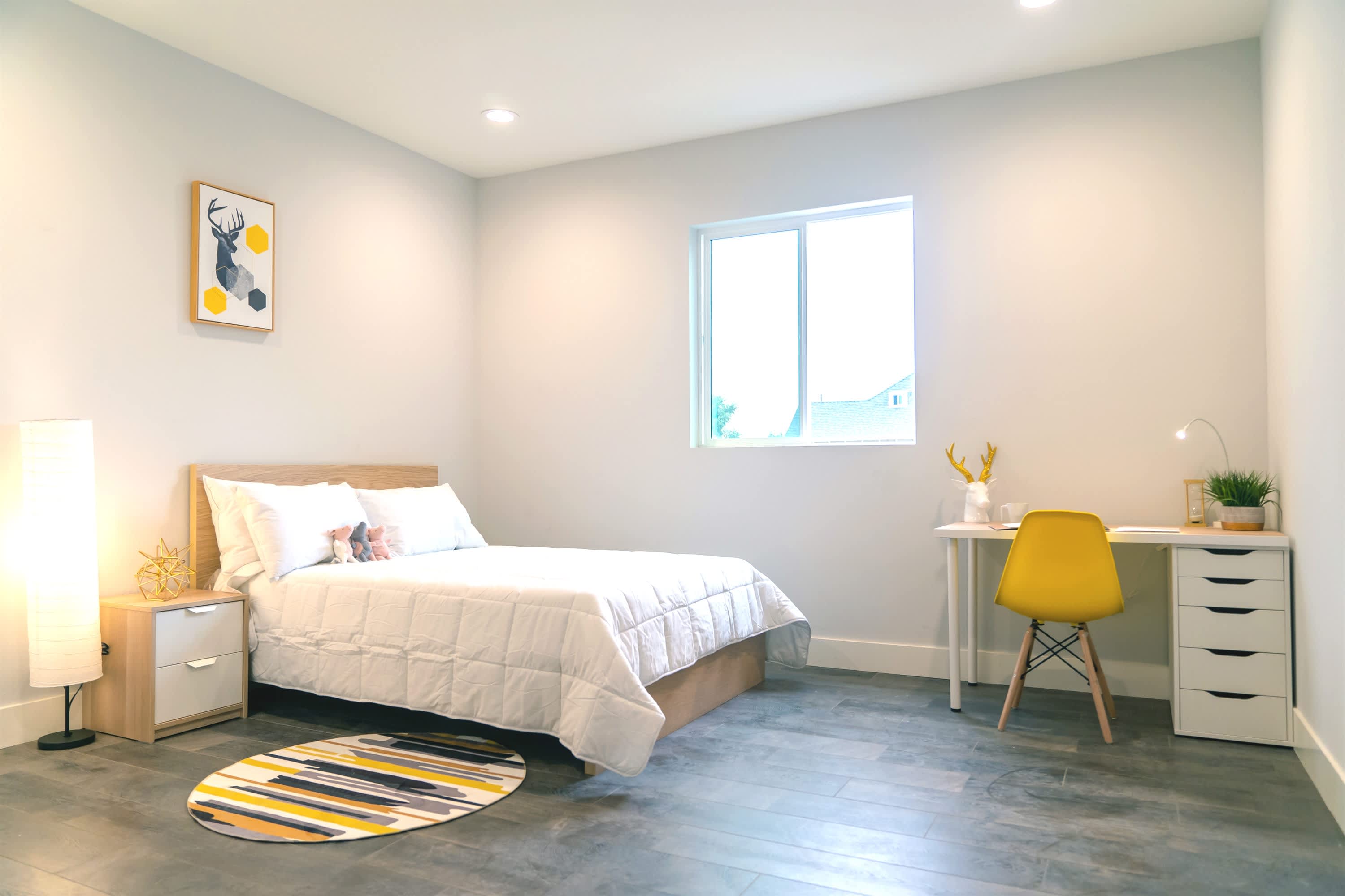 1451 W 36th Place – photo 1