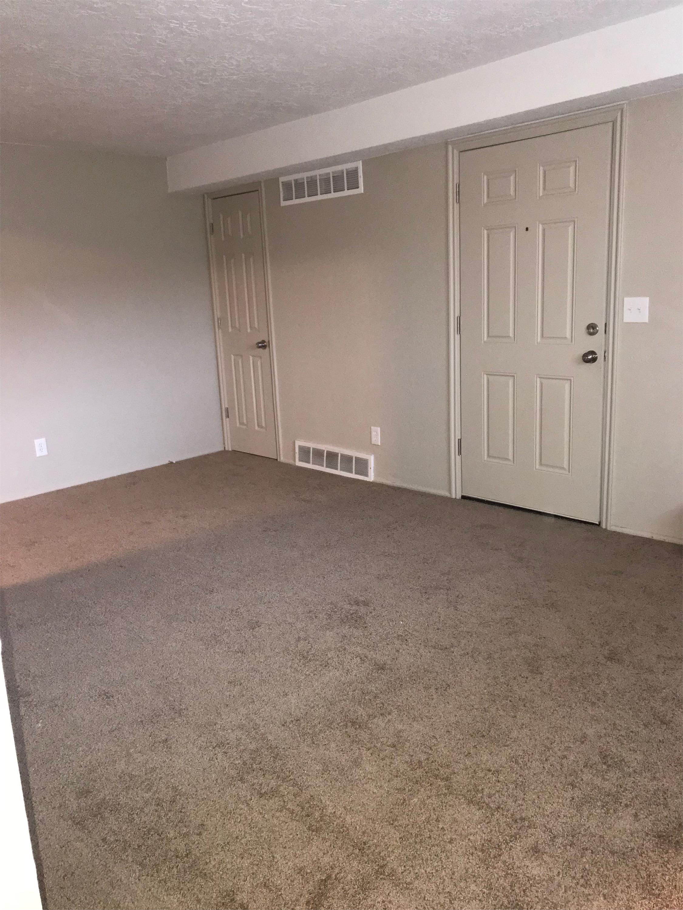2553 South Lake Park Cr – photo 5