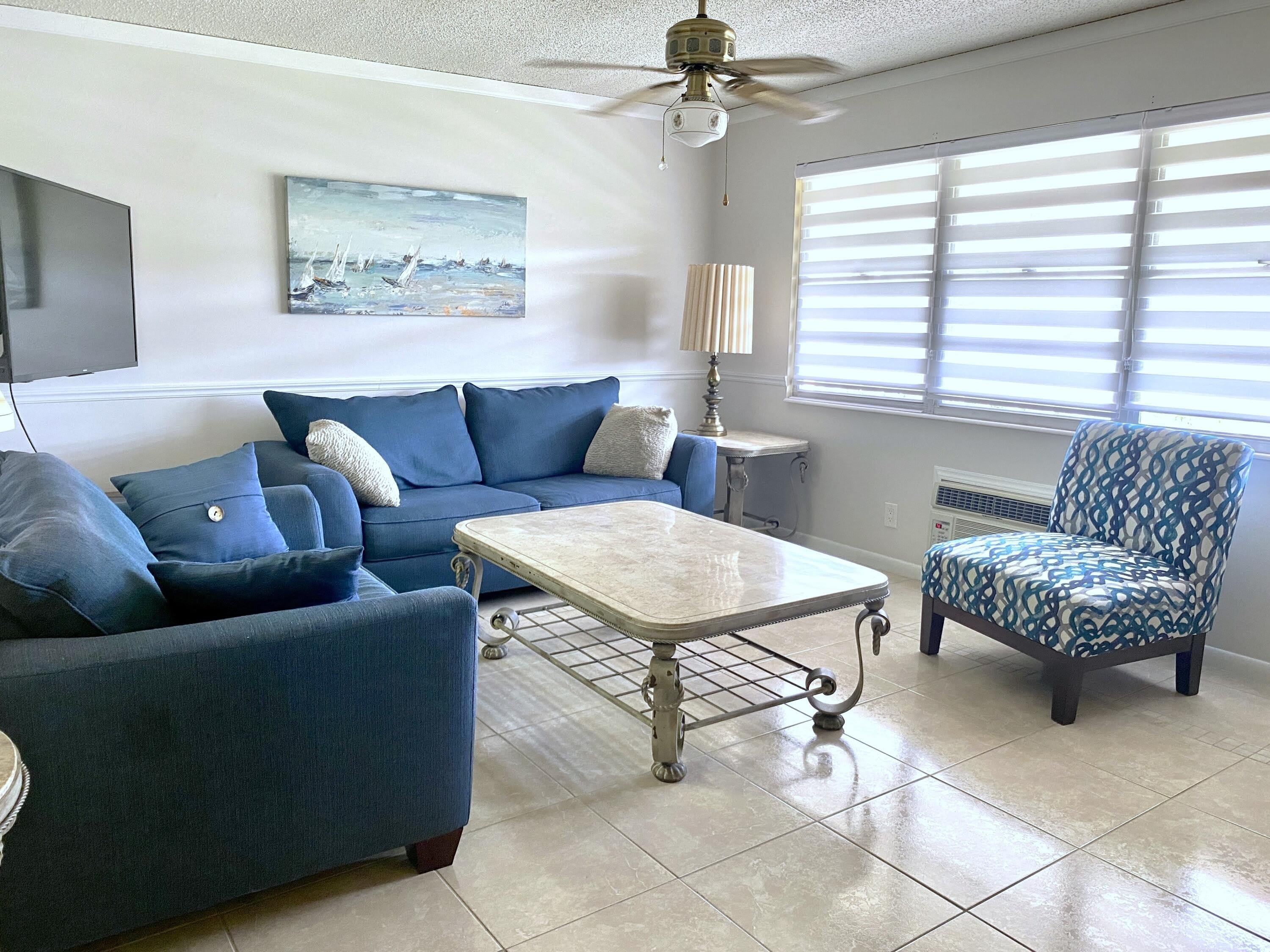 335 FARNHAM P – photo 3