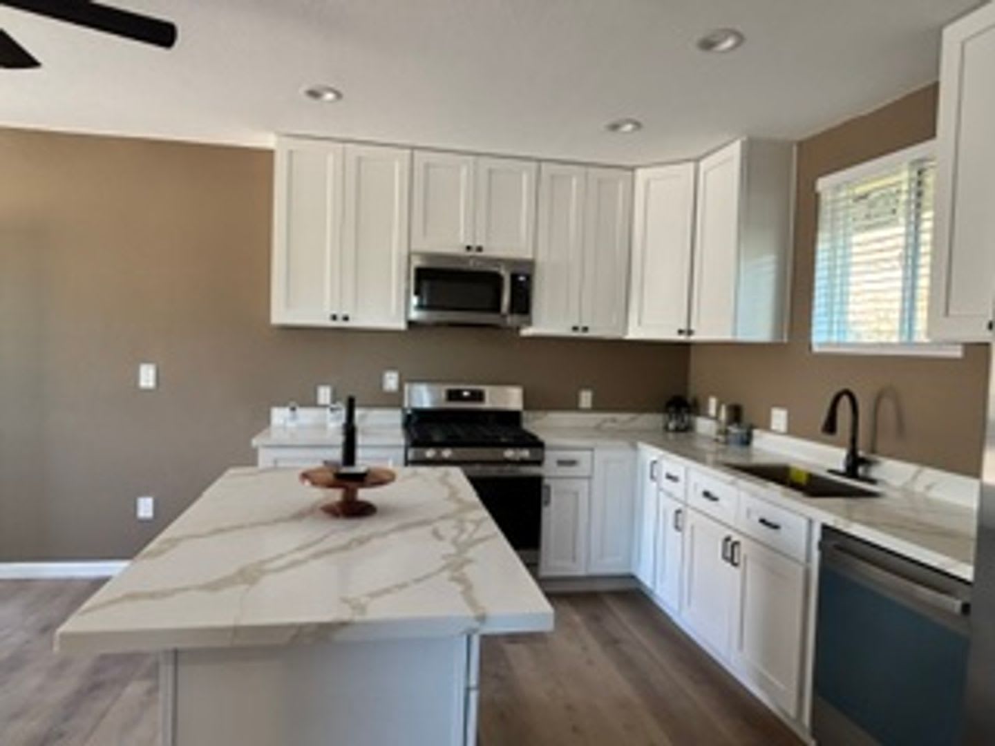 Charming Bear Valley Springs Home With A View! 1/2 off second month of rent! – photo 4