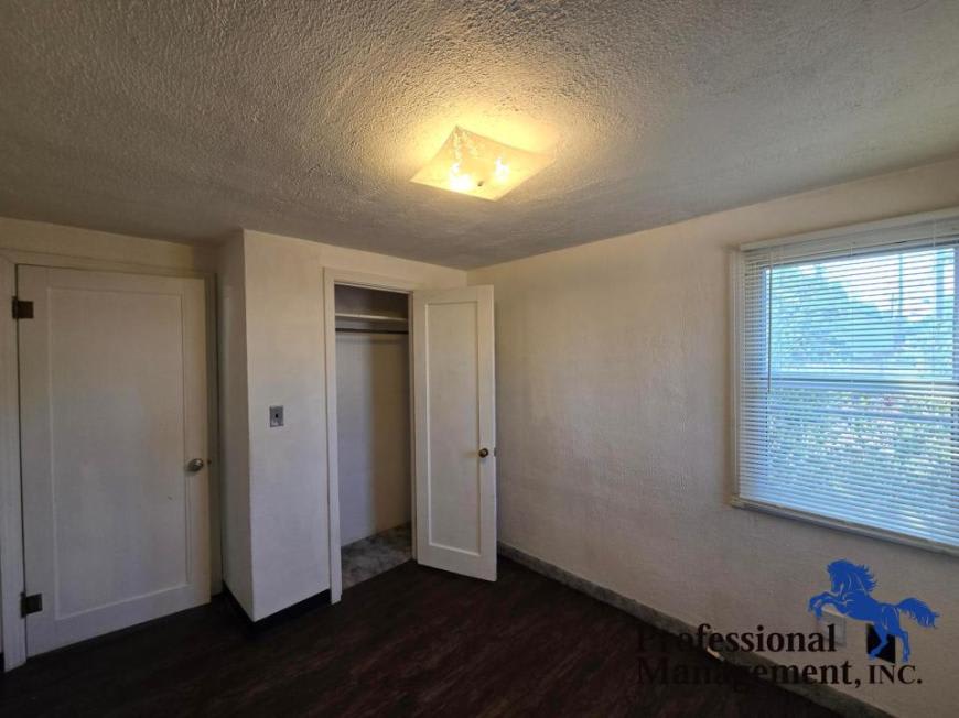 829 Howard Ave. – photo 5