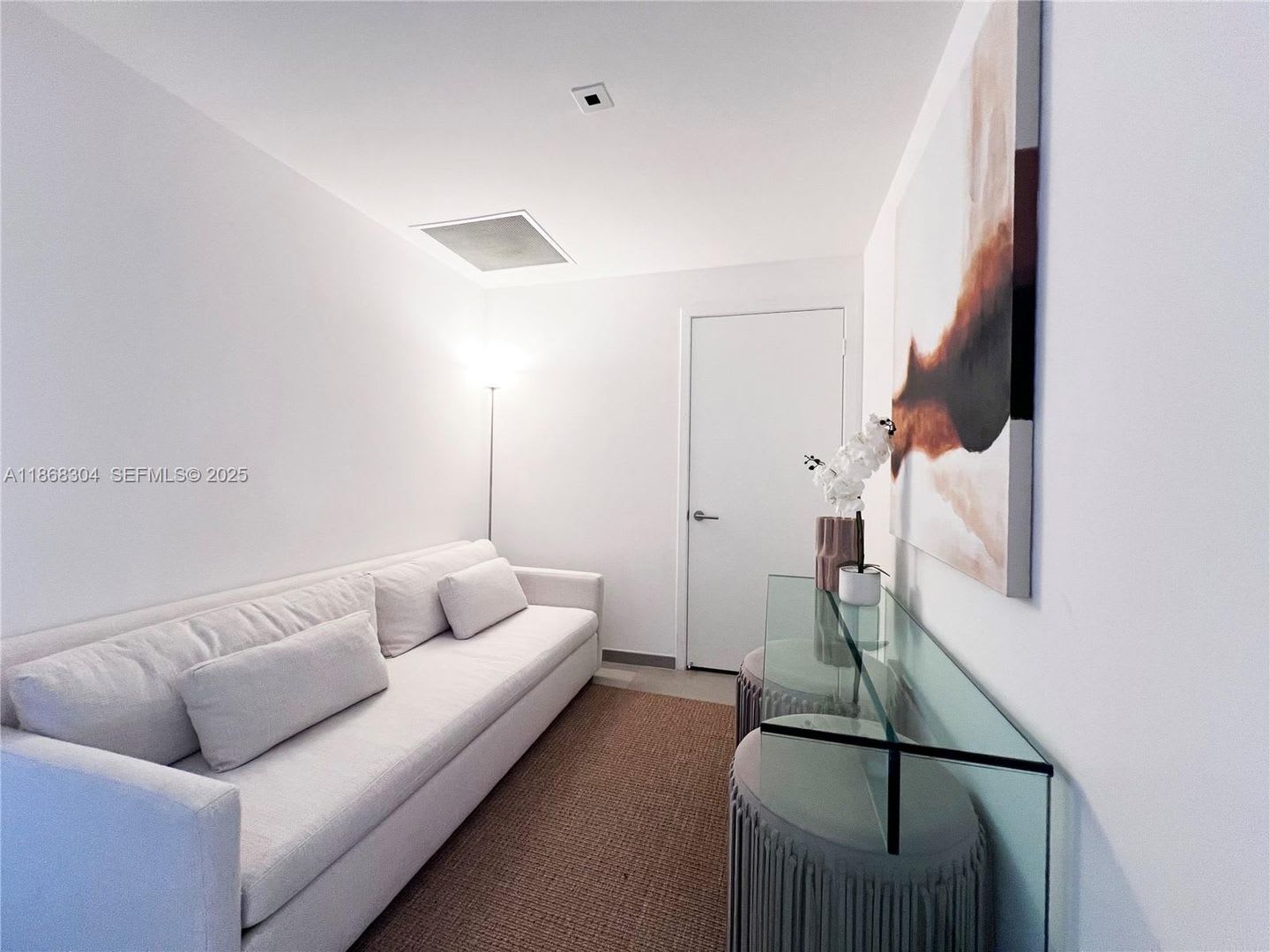 68 SE 6th Street 1003, Miami, FL 33131 – photo 5