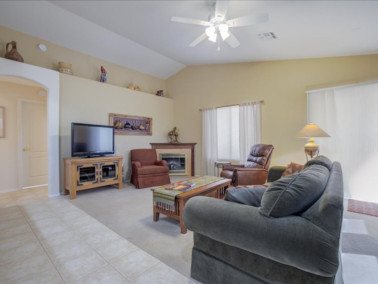 3 Bedroom 2 Bathroom – photo 4