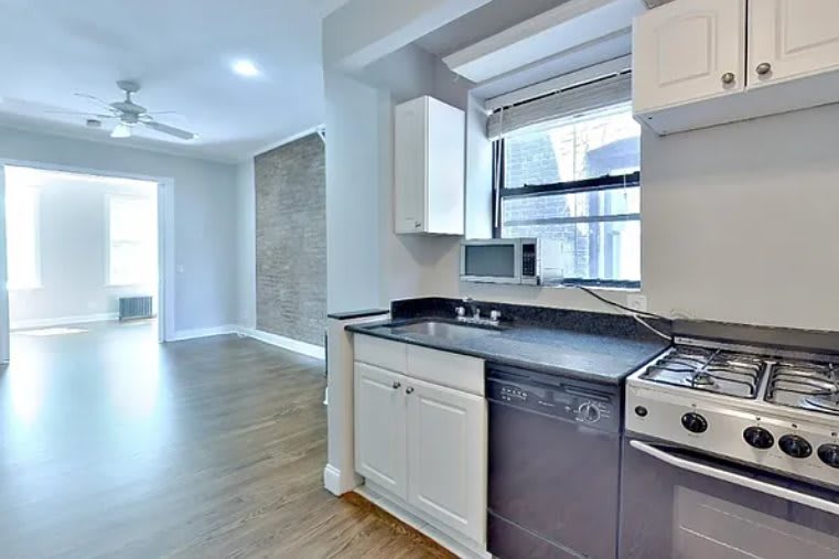 48 Barrow St – photo 1