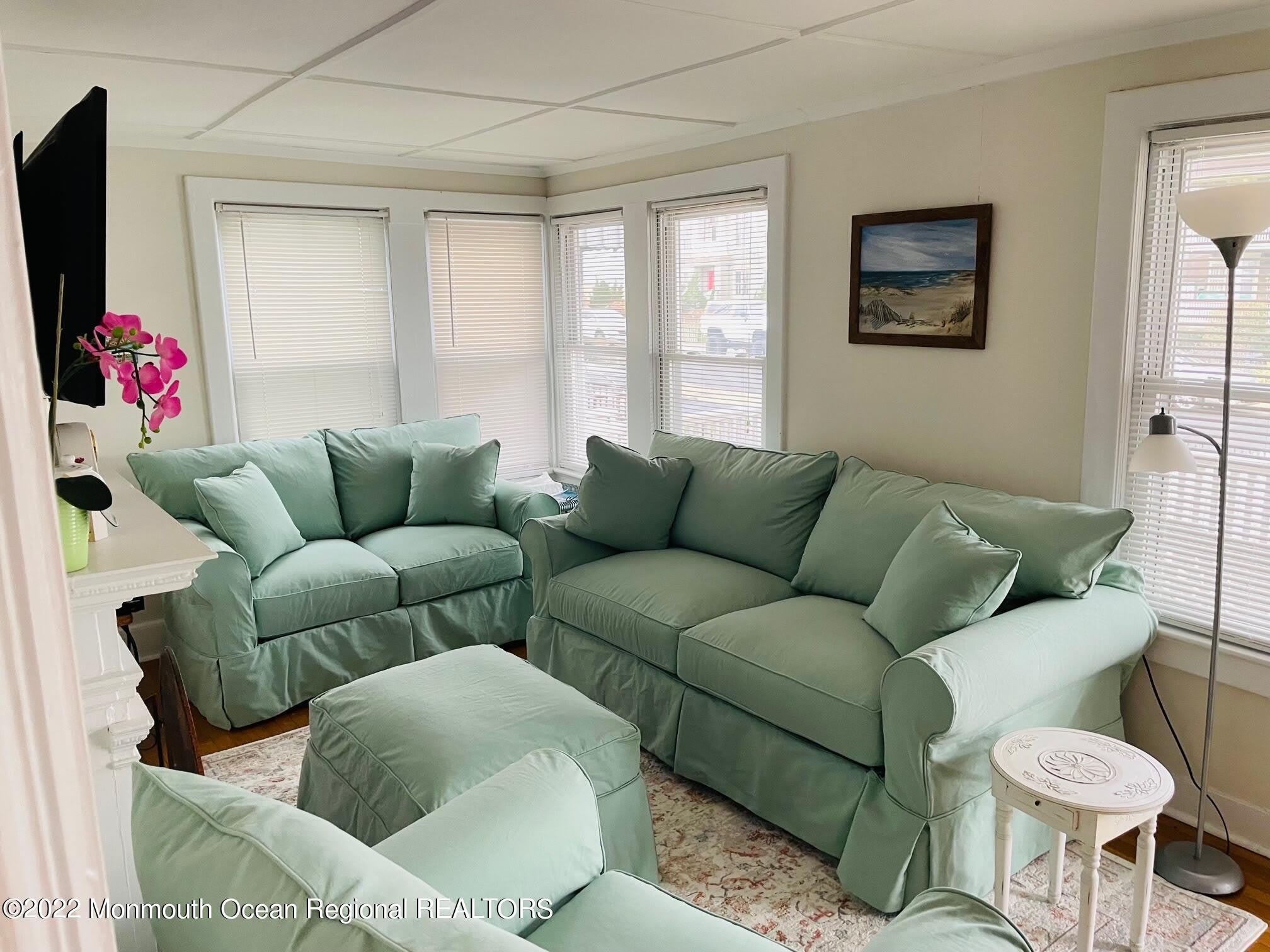7 Webb Avenue – photo 4