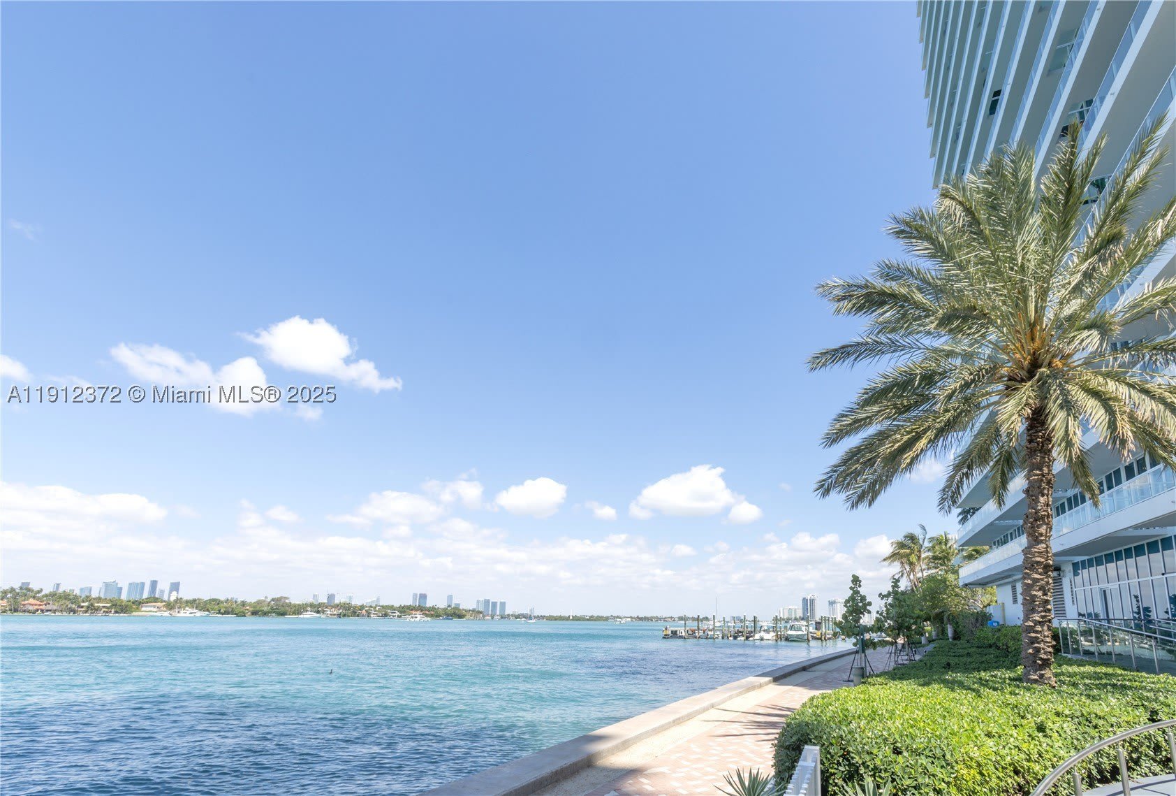 520 West Ave – photo 3