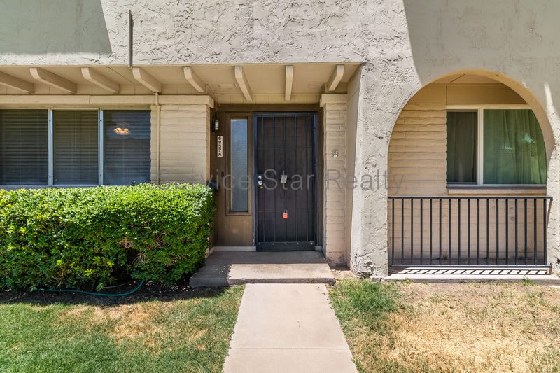 6837 E Osborn Rd – photo 3