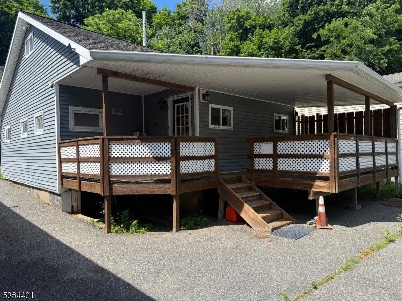 15 DIAMOND DR – photo 2