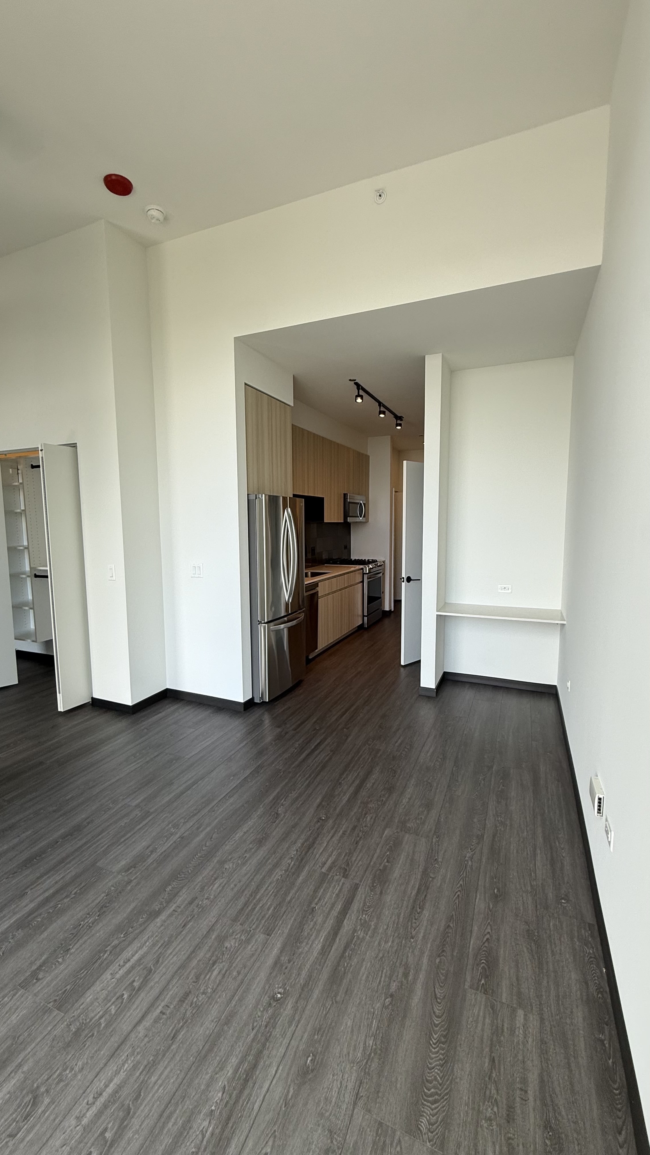 1371 W Randolph St – photo 1
