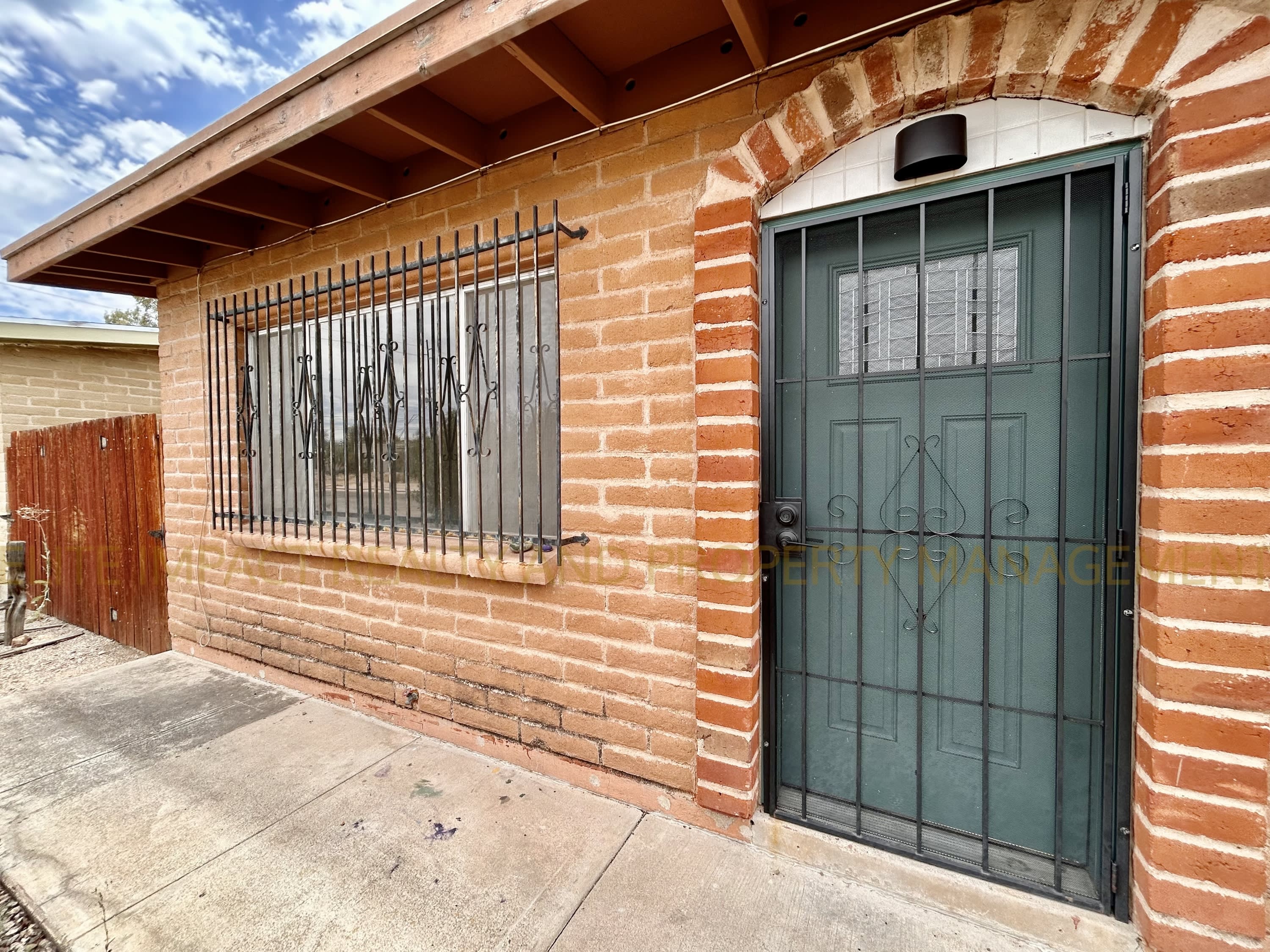 3215 North Cherry Avenue – photo 2