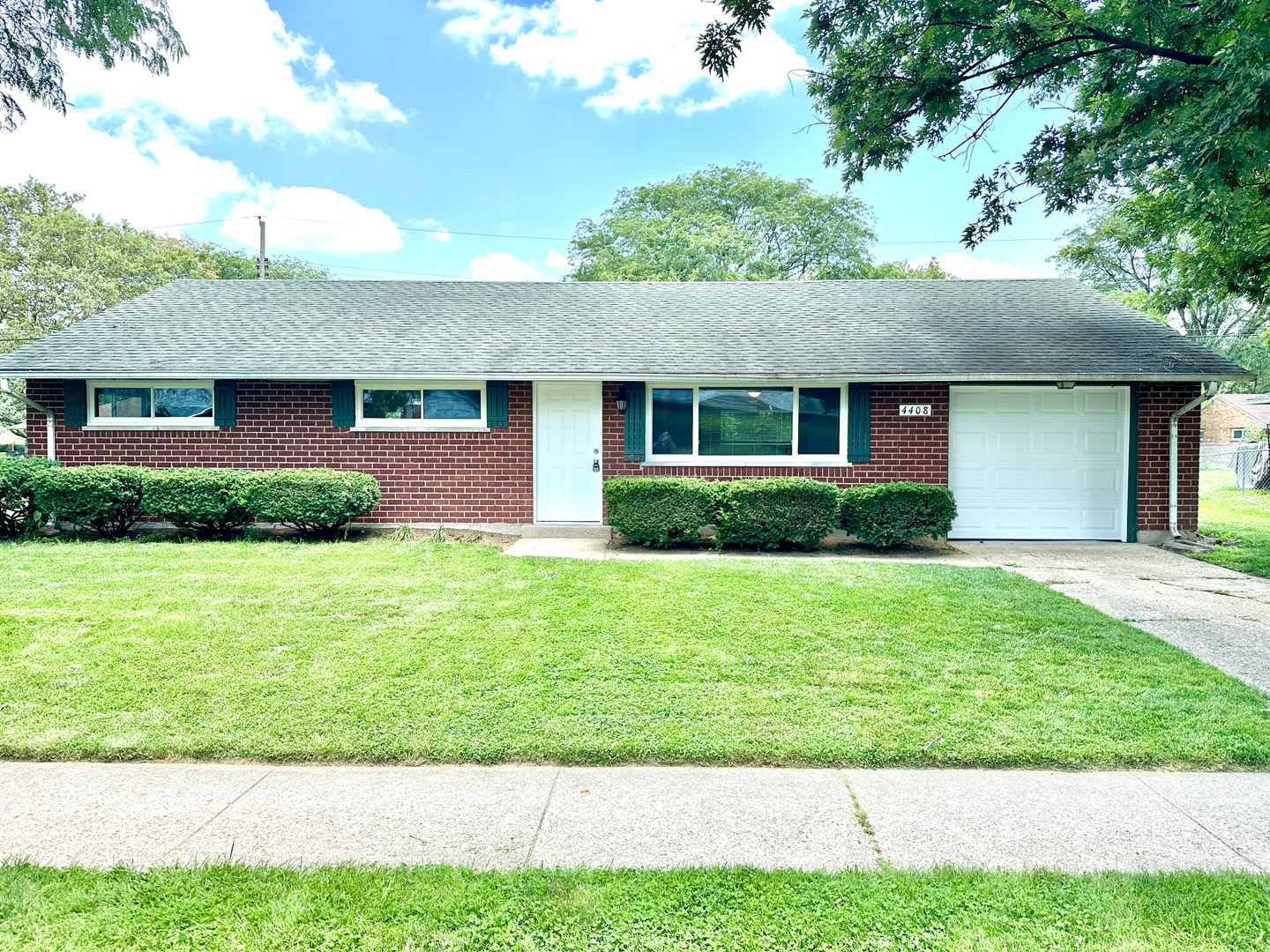 4408 Lesher, Kettering – photo 1