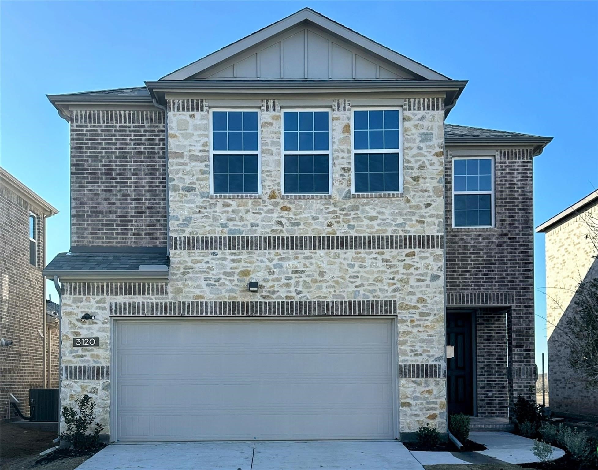 3120 Lucia Way – photo 1