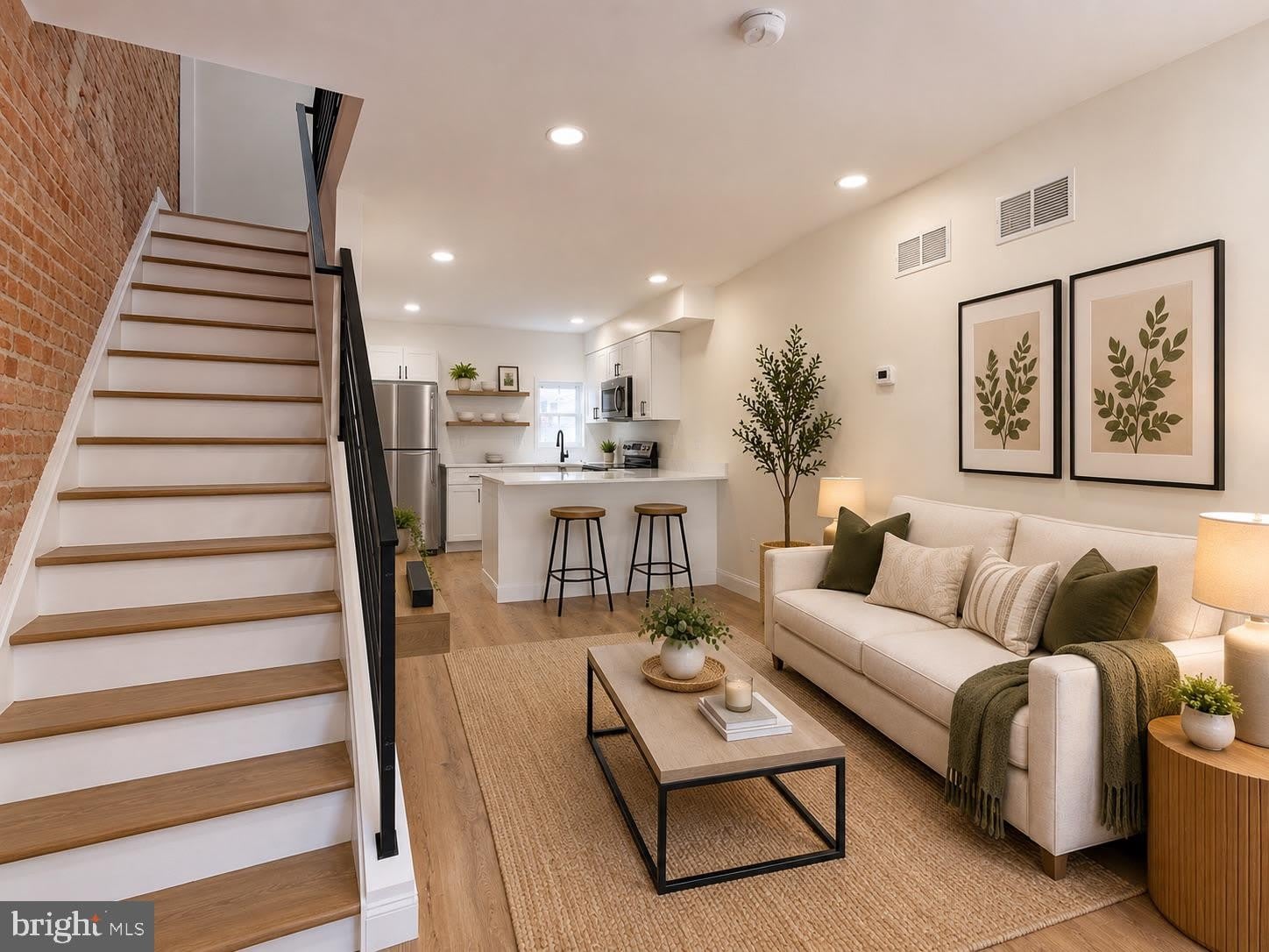 2762 MARTHA Street – photo 2