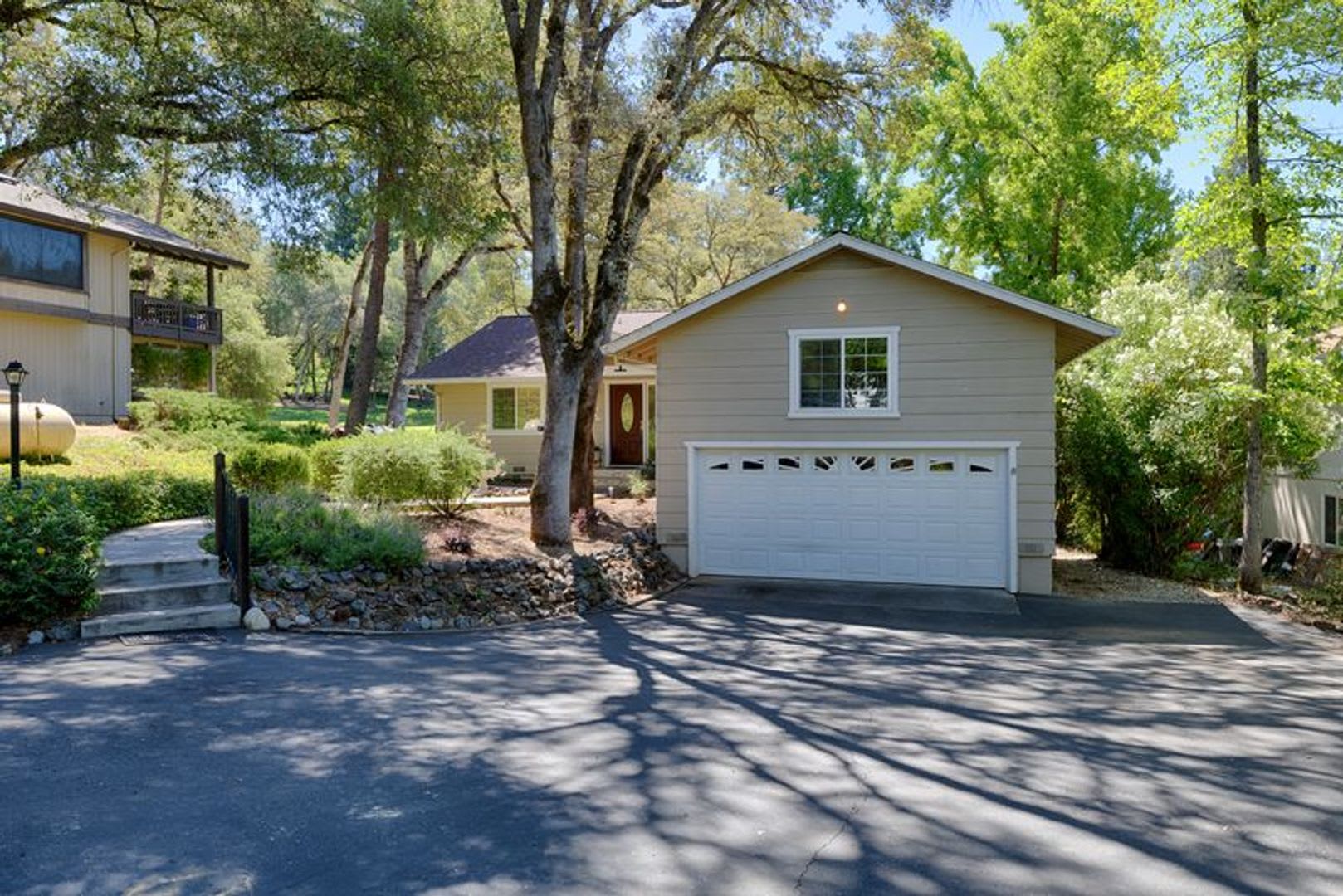 Golf Course Home in Lake of the Pines with Stunning Views! – photo 3