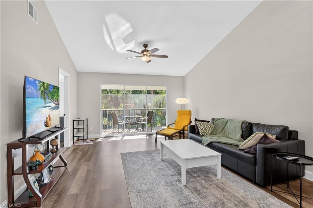 209 Robin Hood Cir – photo 3