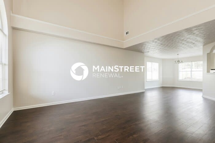 280 Concord Terrace – photo 3