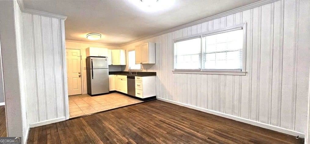 2833 Rockcliff Road Se – photo 3