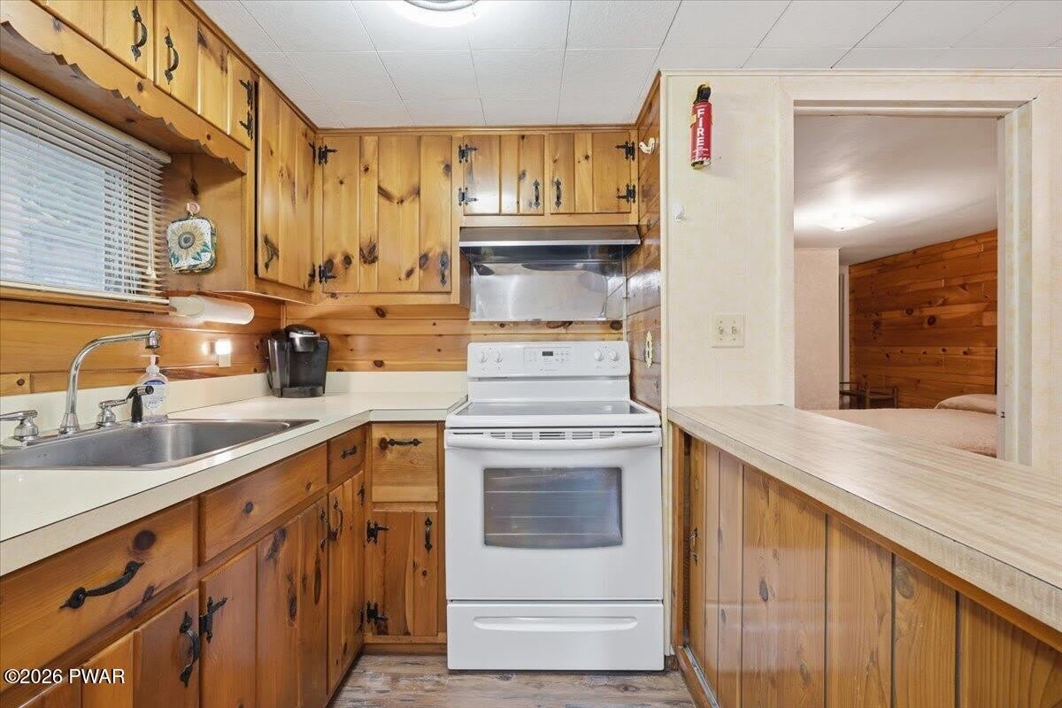 107 Apple Drive – photo 5