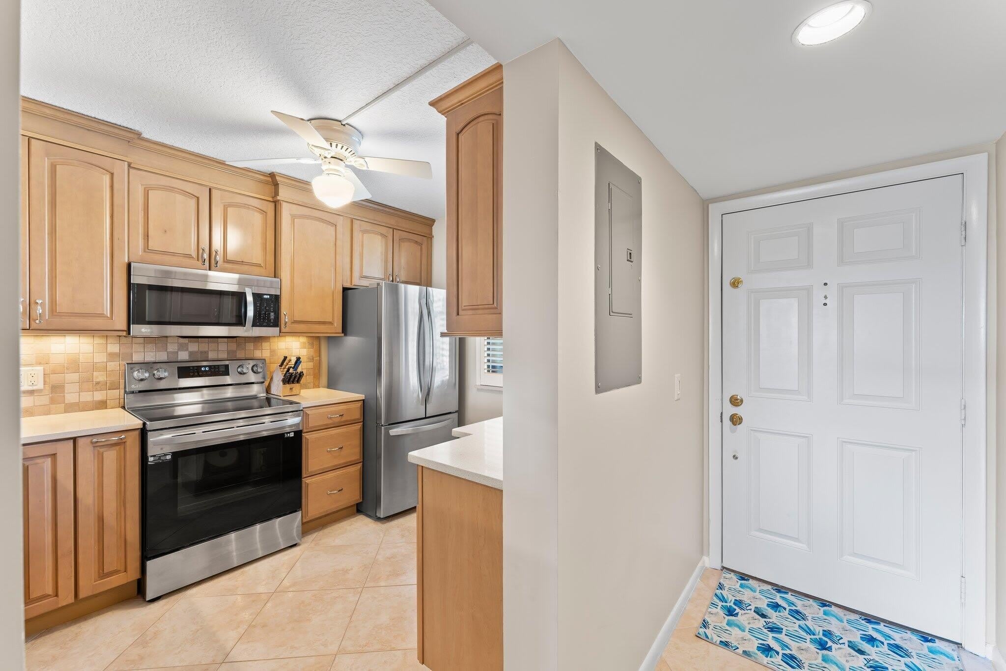 601 S Seas Drive – photo 5