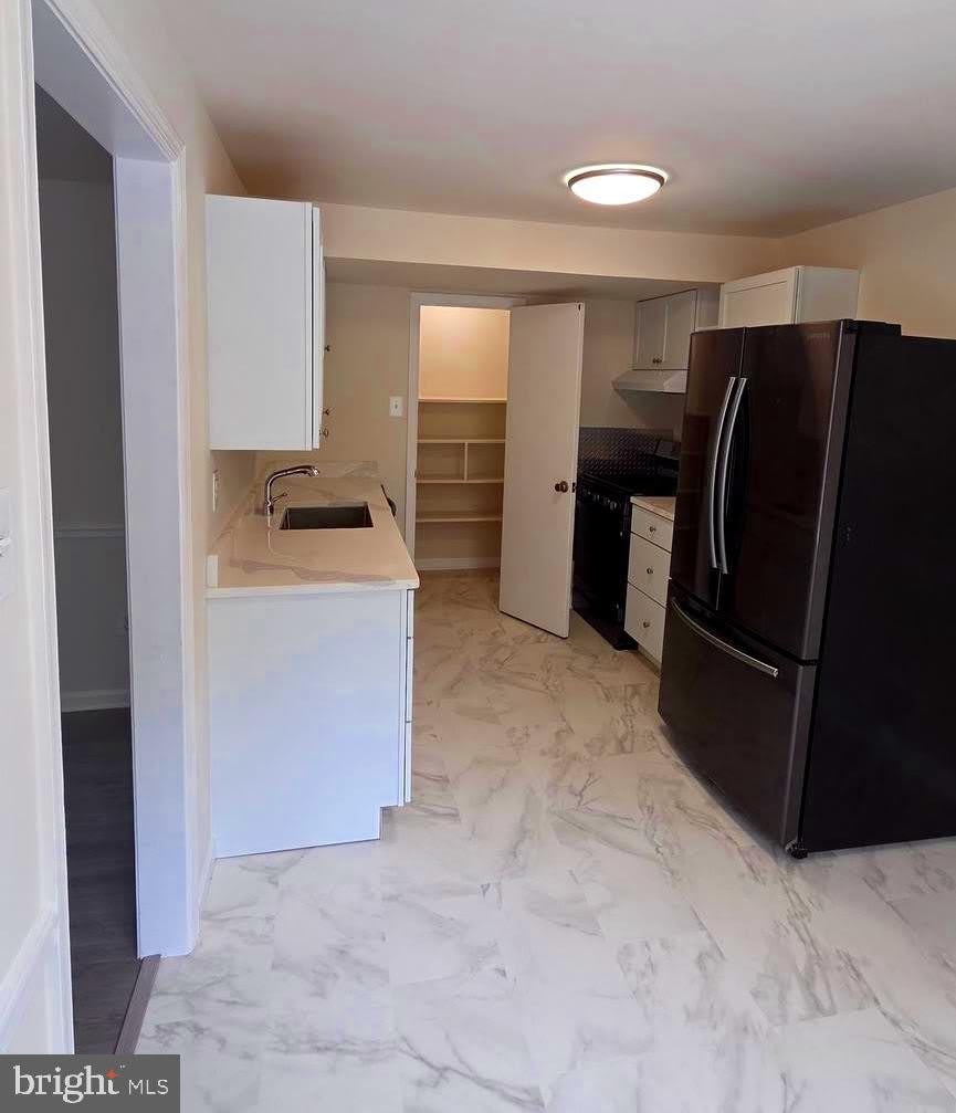 8106 LAKEPARK Drive – photo 4