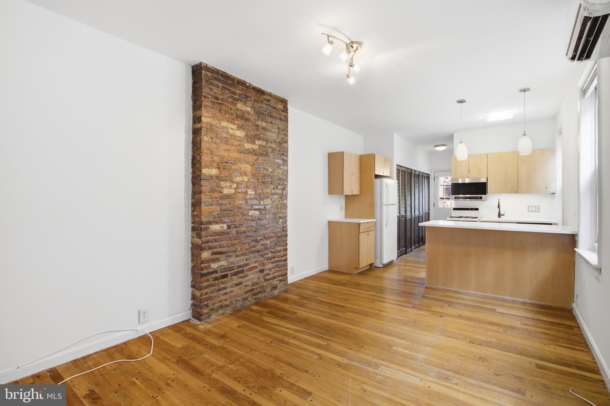 747-00 S 2ND Street – photo 1