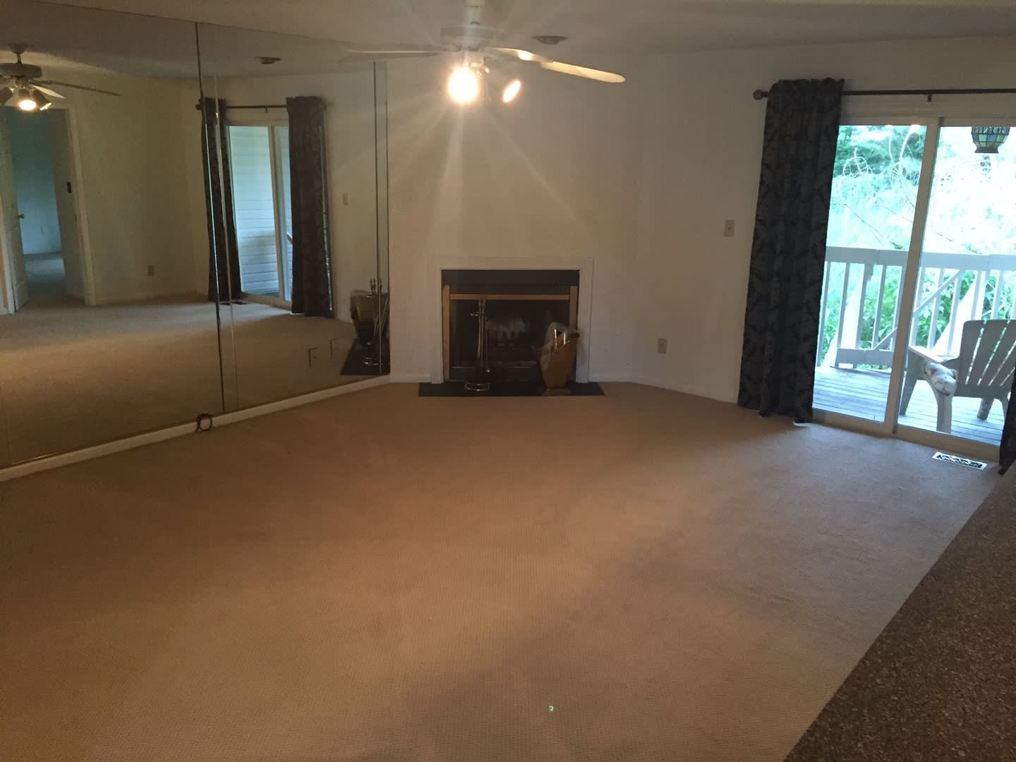 2-BEDROOM, 2-BATH CONDO JUST BLOCKS FROM THE OCEANFRONT – photo 4