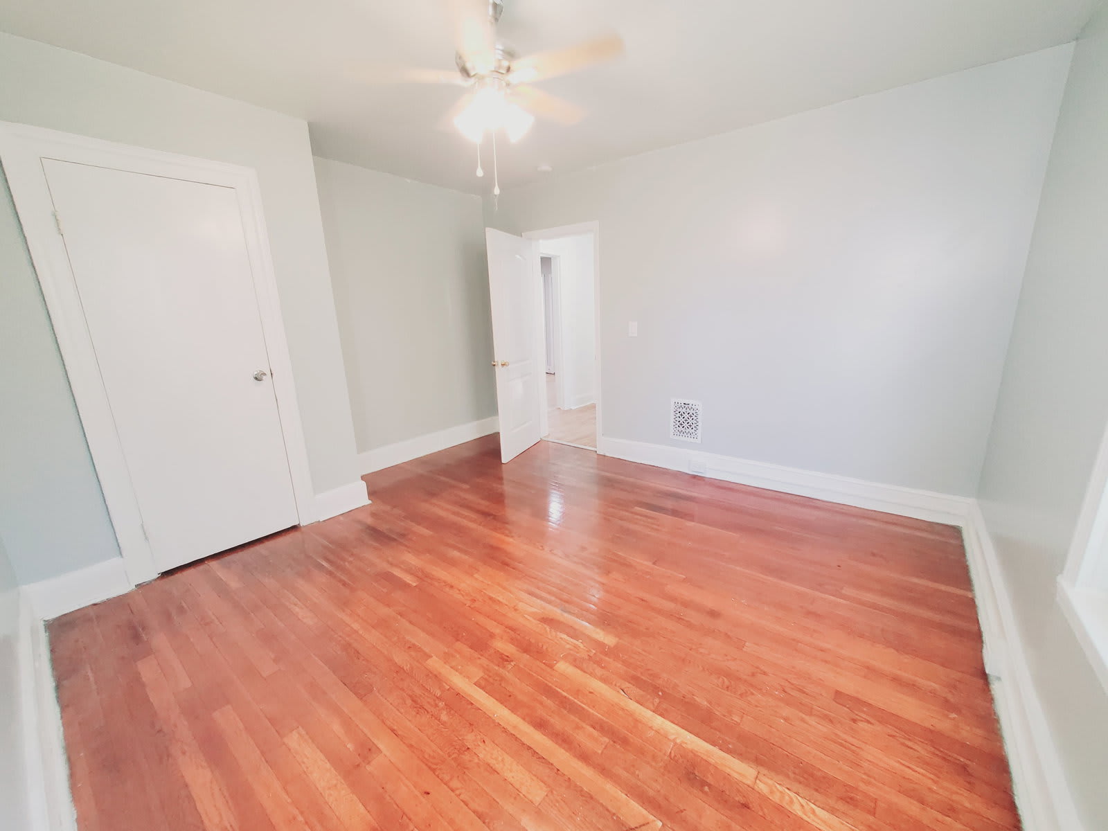 93 Sanford Avenue – photo 5